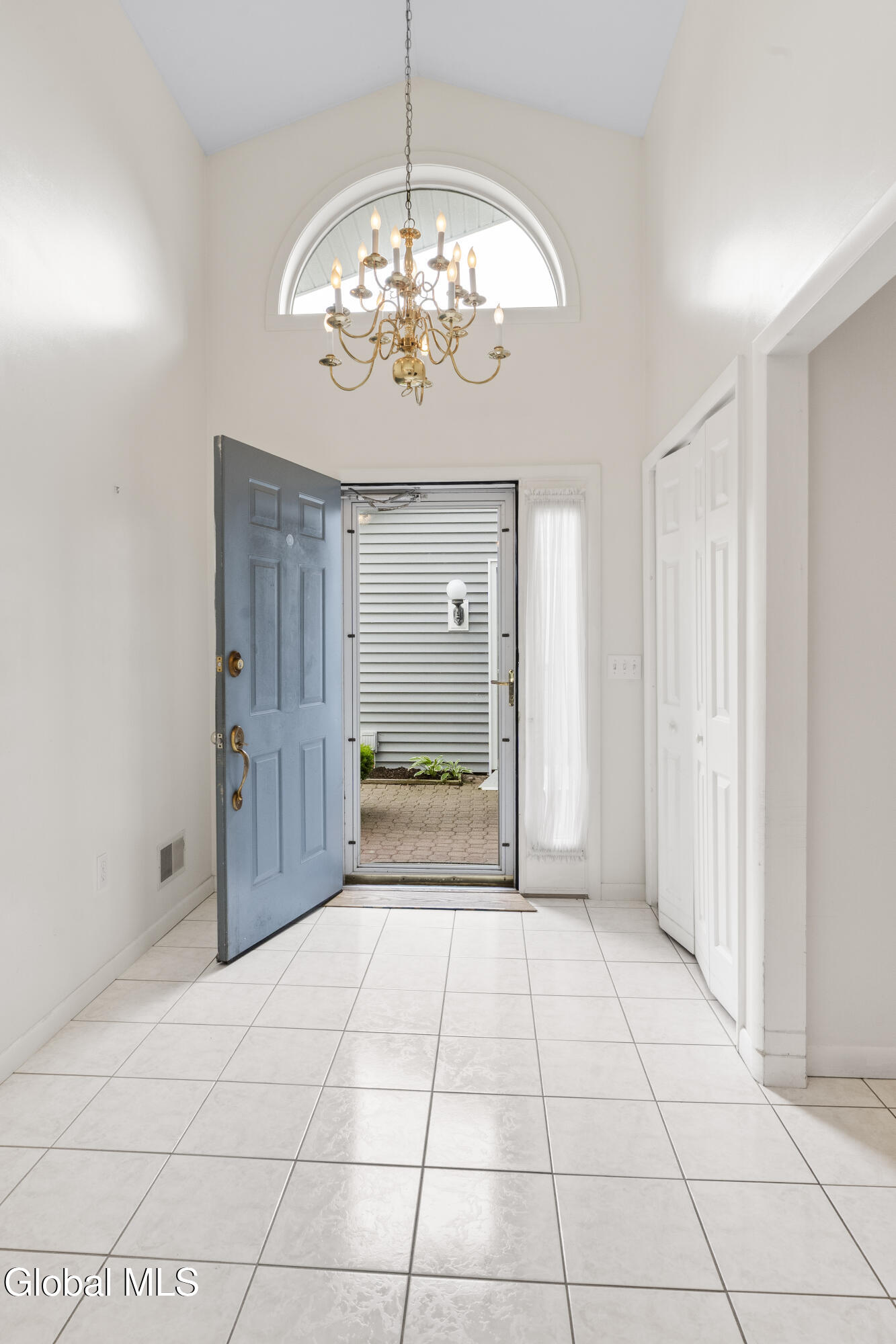 46 Lyon Court Queensbury NY 12804