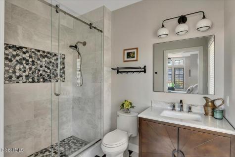 17 Marvin Alley Saratoga Springs NY 12866