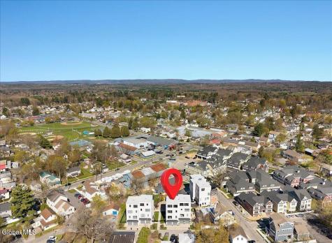 17 Marvin Alley Saratoga Springs NY 12866