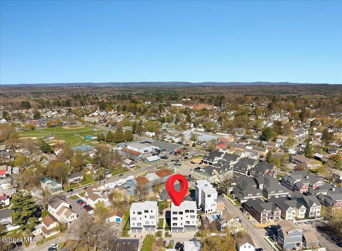 17 Marvin Alley Saratoga Springs NY 12866