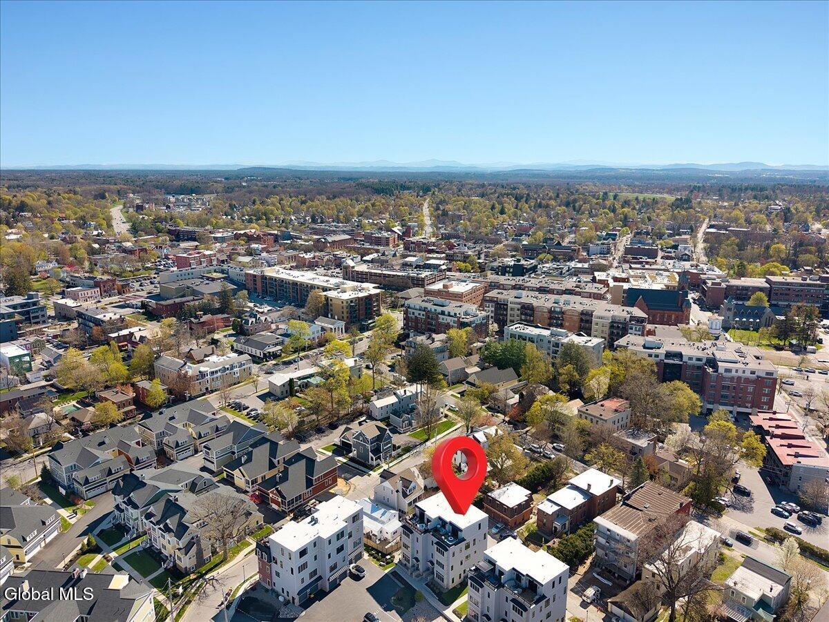 17 Marvin Alley Saratoga Springs NY 12866