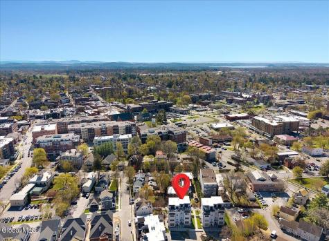 17 Marvin Alley Saratoga Springs NY 12866