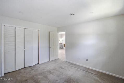 167 Cedarview Lane Watervliet NY 12189