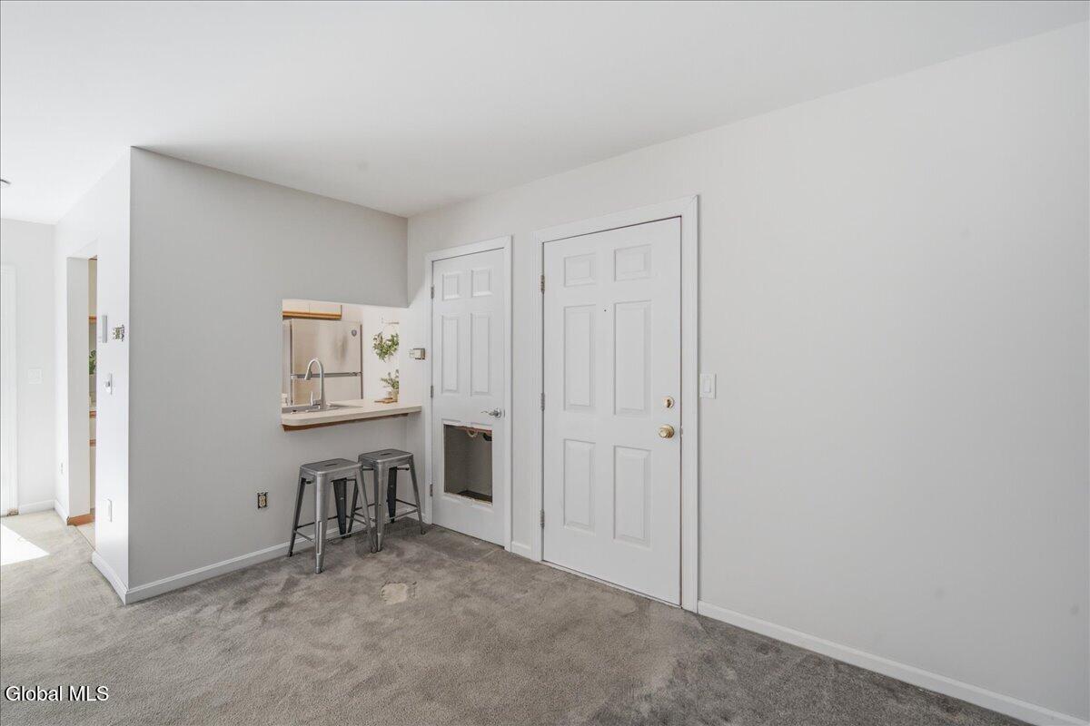 167 Cedarview Lane Watervliet NY 12189