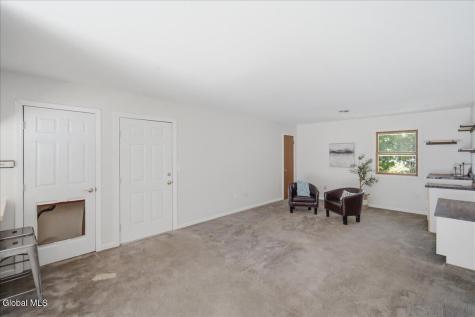 167 Cedarview Lane Watervliet NY 12189