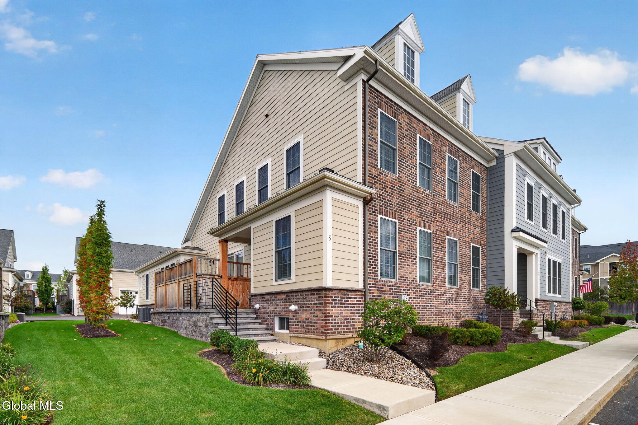 5 Cambridge Way Latham NY 12110