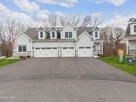 33 Joshua Place Glenmont NY 12077