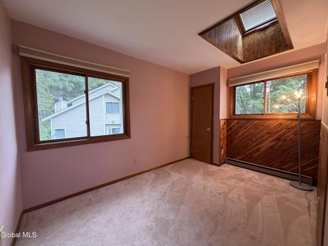 20 Green Meadow Drive Clifton Park NY 12065