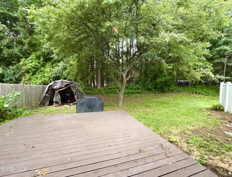20 Green Meadow Drive Clifton Park NY 12065