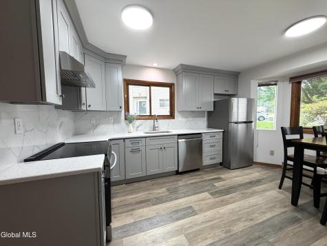 20 Green Meadow Drive Clifton Park NY 12065