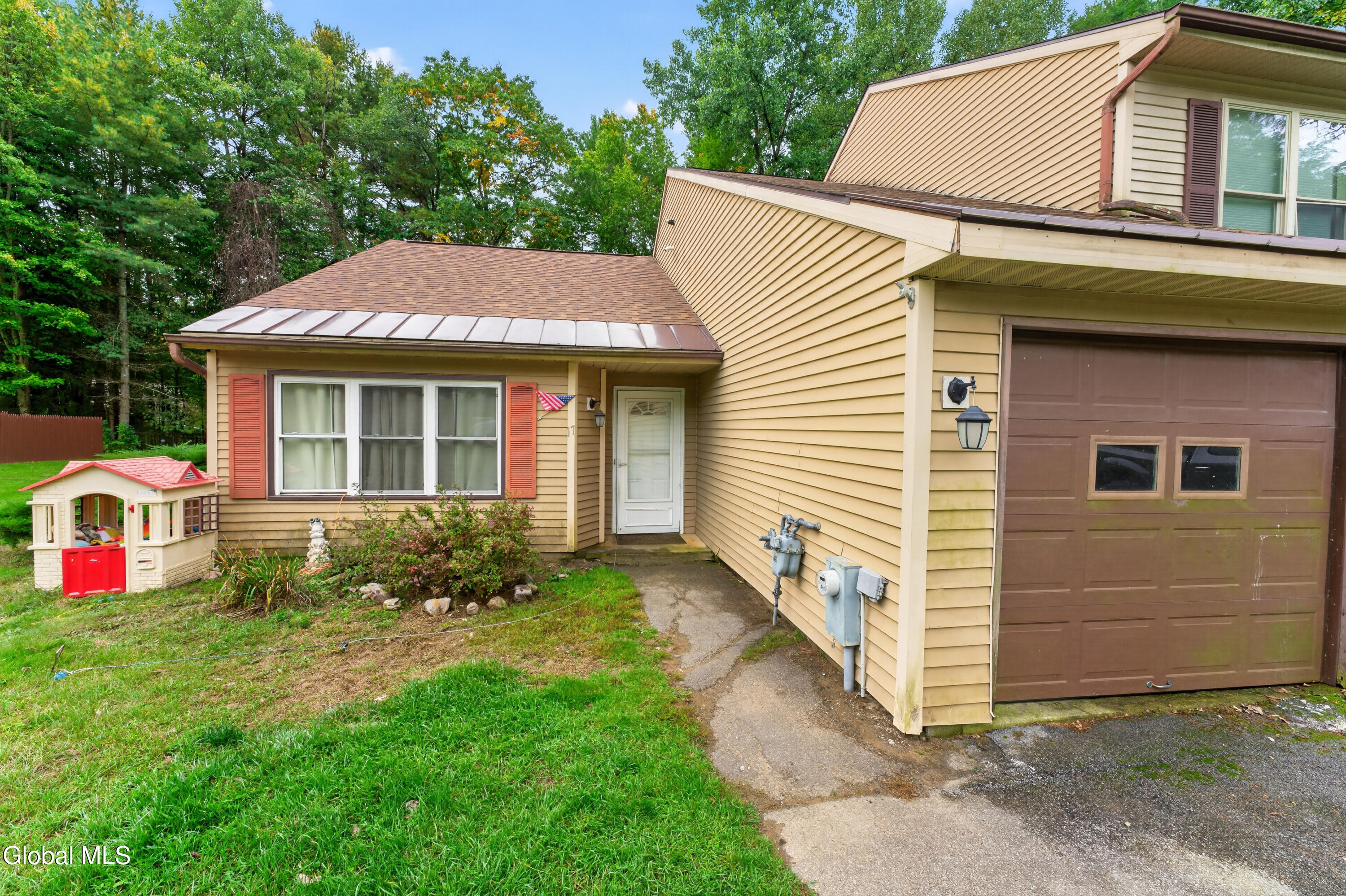 17 Whispering Pines Road Gansevoort NY 12831