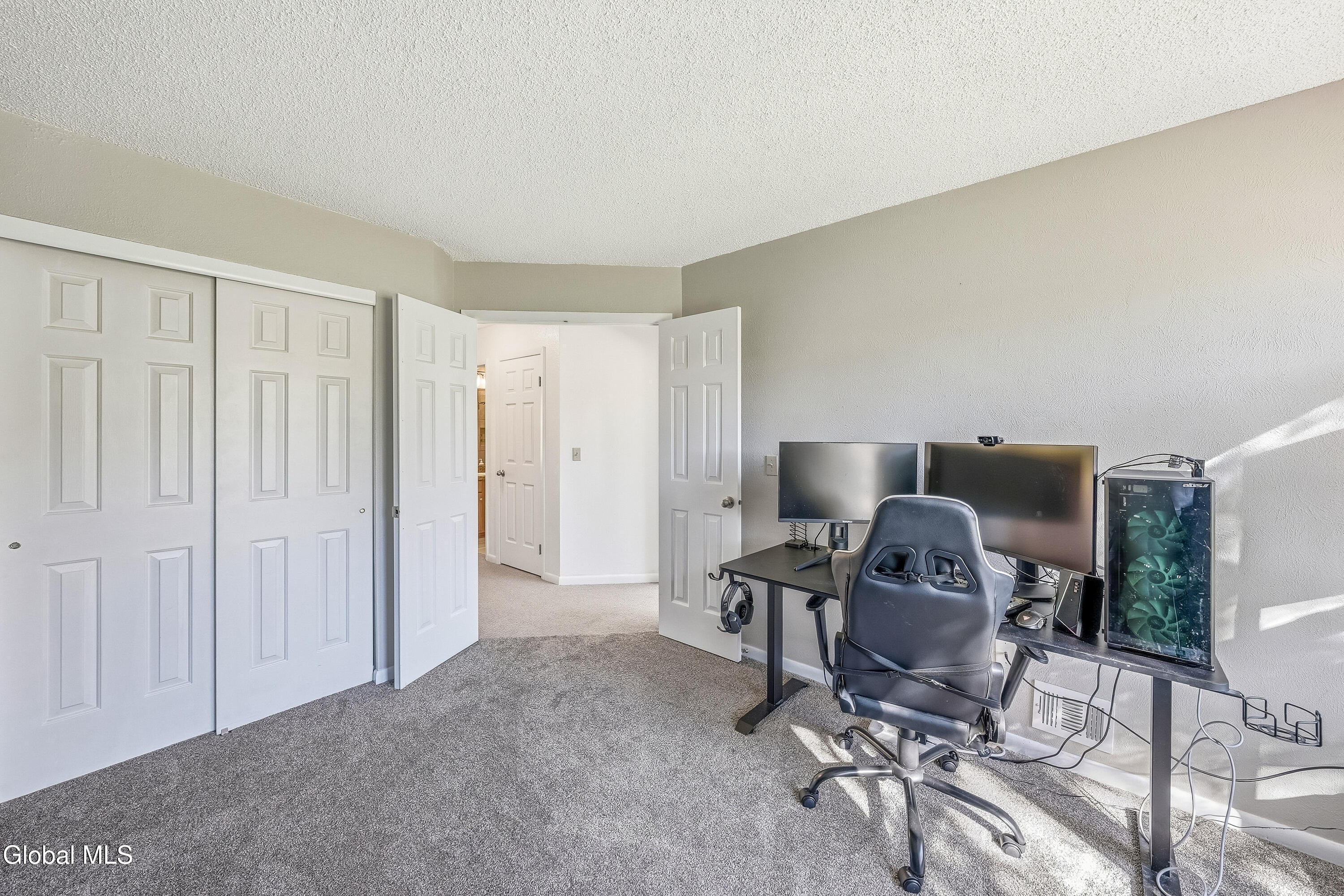 18 Plaza Avenue Rensselaer NY 12144