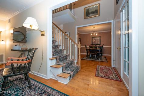 17 Spruce Court Delmar NY 12054