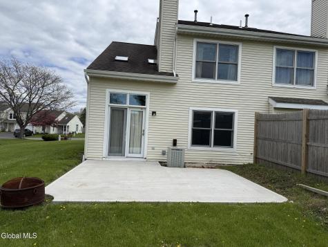 10 Sandra Lane Rensselaer NY 12144