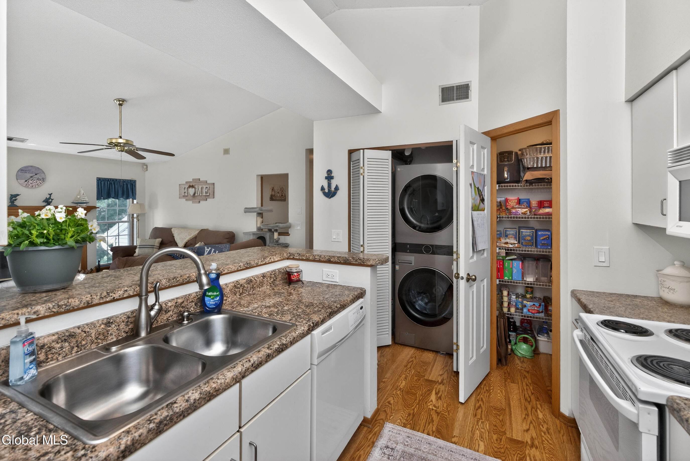 321 Diamond Rock Circle Troy NY 12182