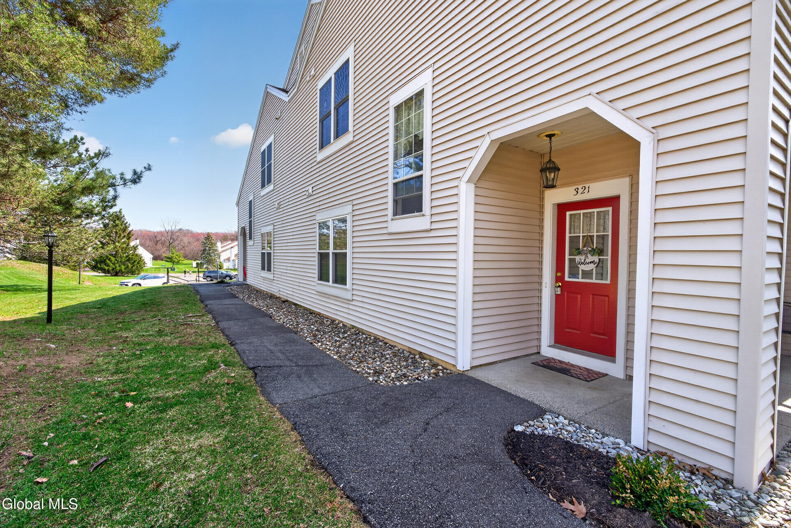 321 Diamond Rock Circle Troy NY 12182