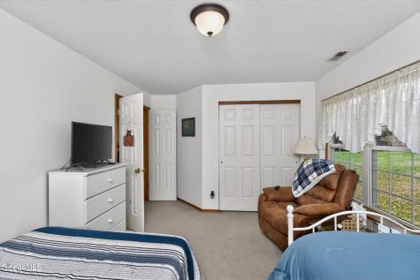 321 Diamond Rock Circle Troy NY 12182
