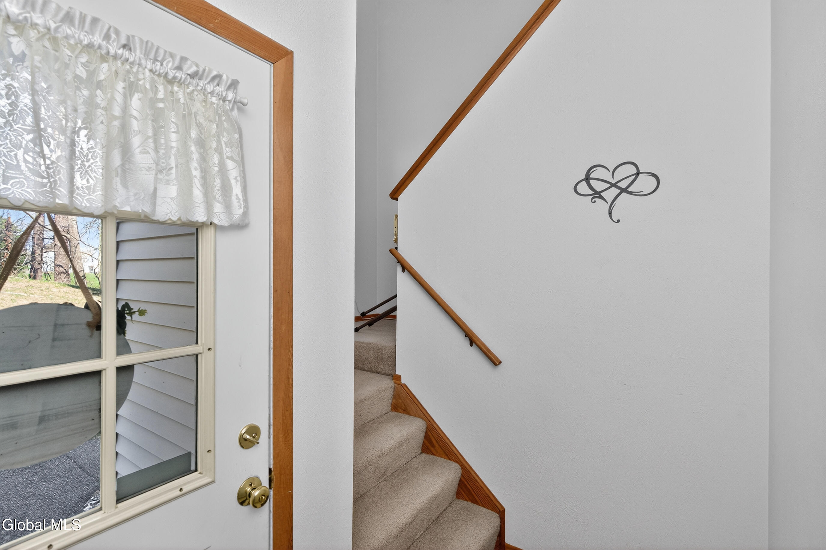 321 Diamond Rock Circle Troy NY 12182