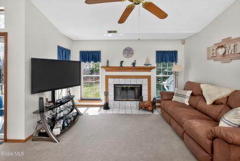 321 Diamond Rock Circle Troy NY 12182