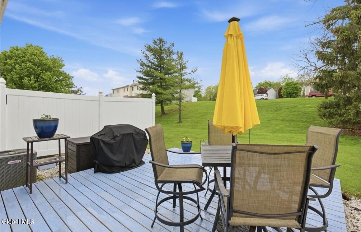 126 Bridgewood Lane Watervliet NY 12189