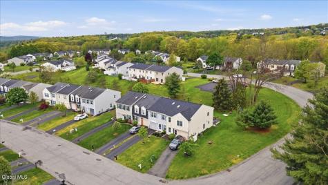 126 Bridgewood Lane Watervliet NY 12189