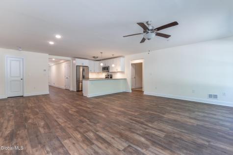 9 Hawthorne Place Glenville NY 12302