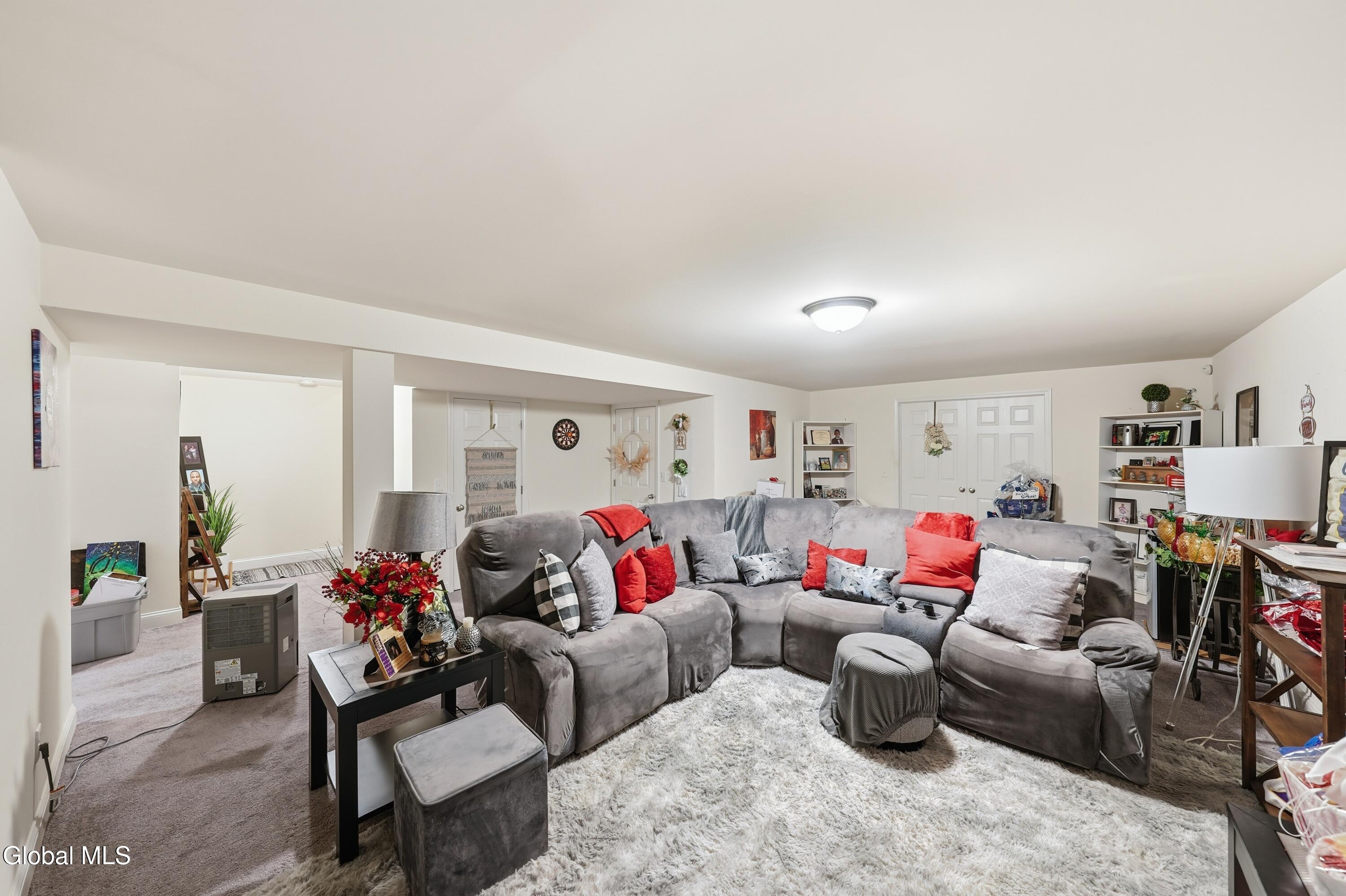9 Davis Court Albany NY 12208