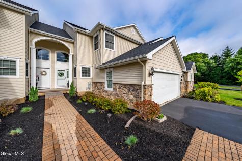 9 Davis Court Albany NY 12208