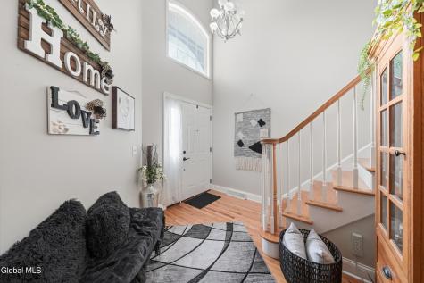 9 Davis Court Albany NY 12208