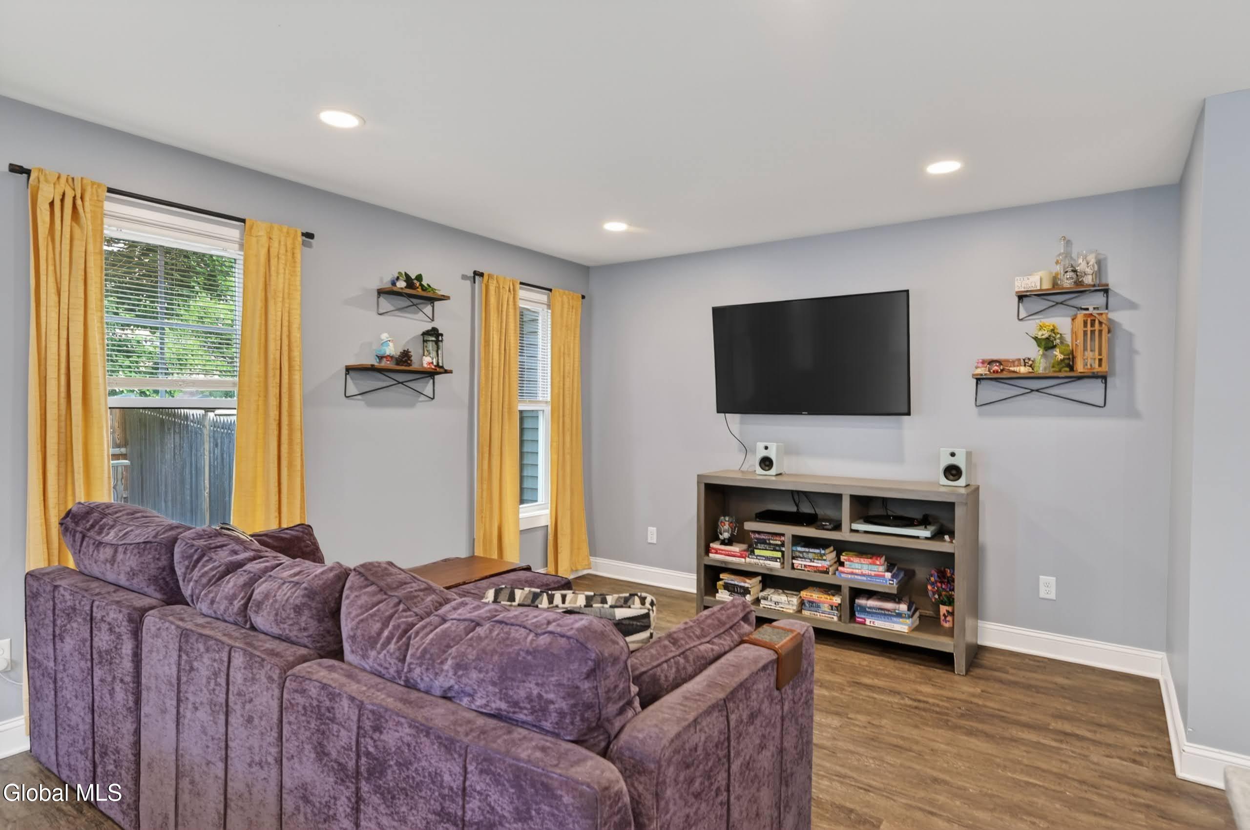119 Cannon Street Green Island NY 12183