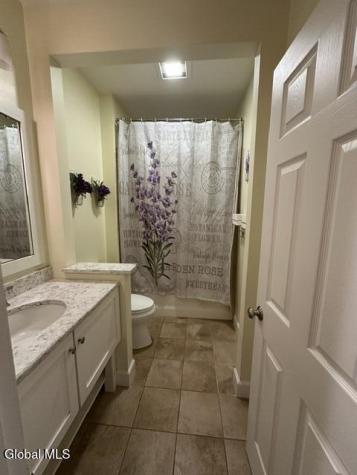 63 Fathers Way Slingerlands NY 12159