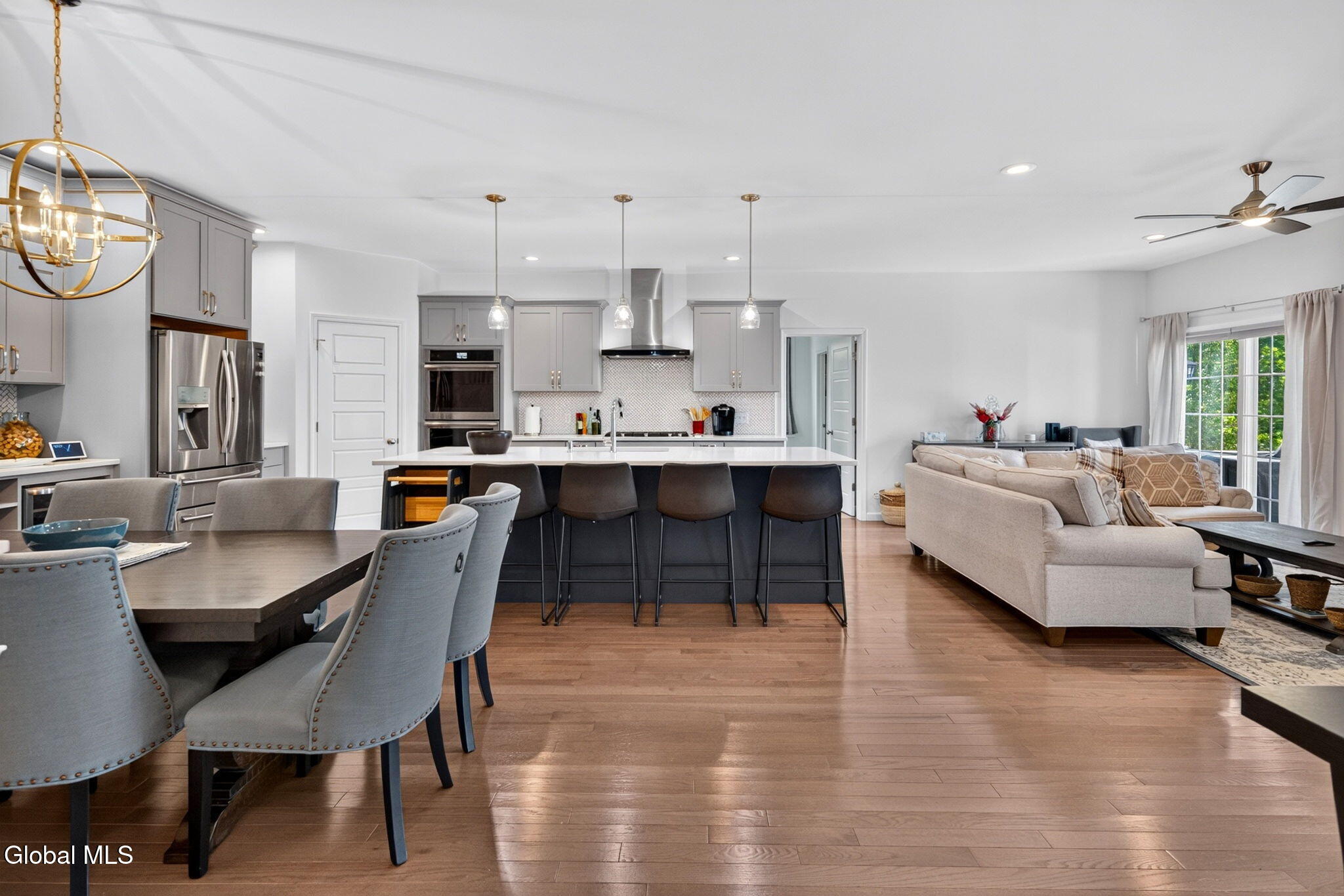 15 Stacey Way Troy NY 12180