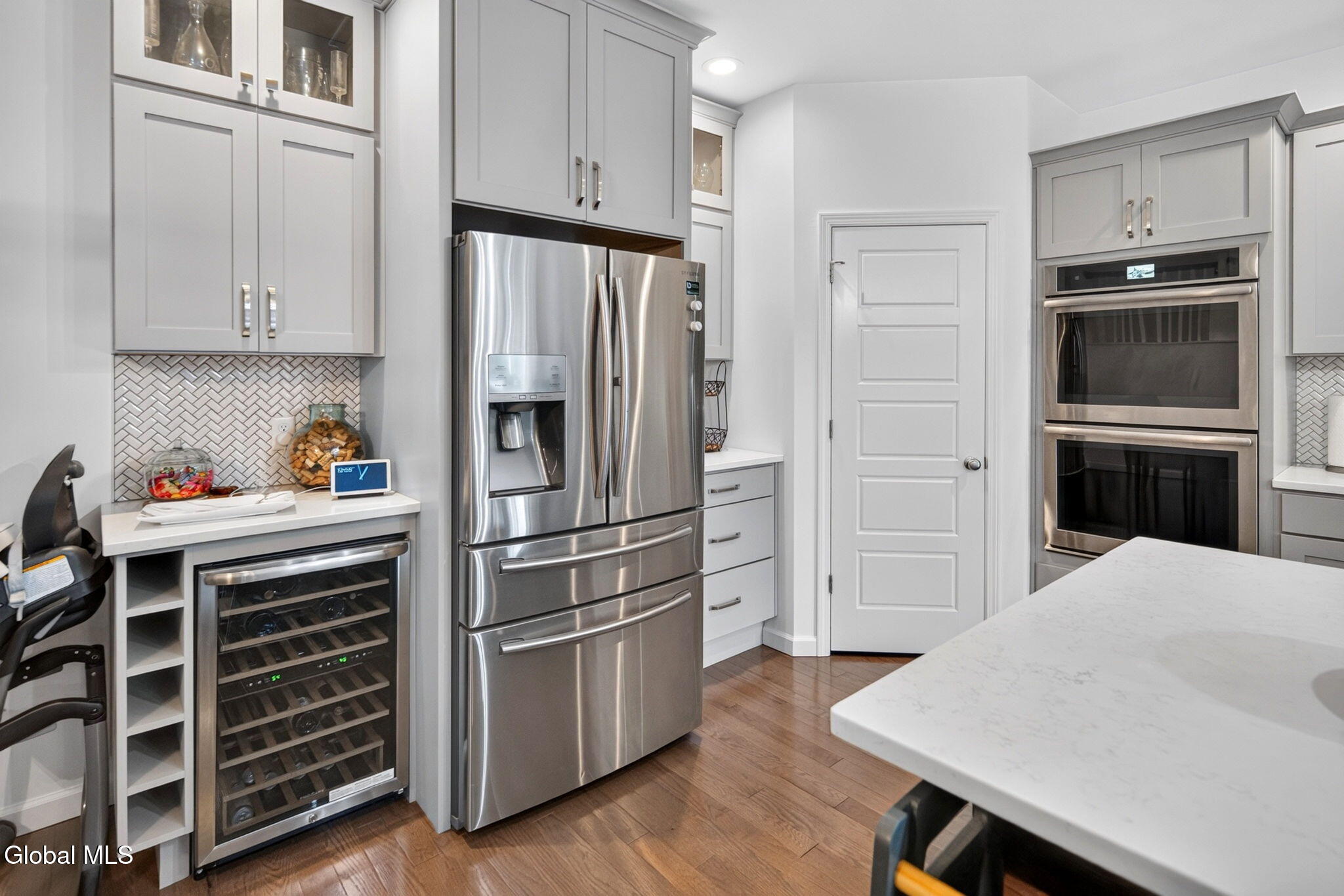 15 Stacey Way Troy NY 12180