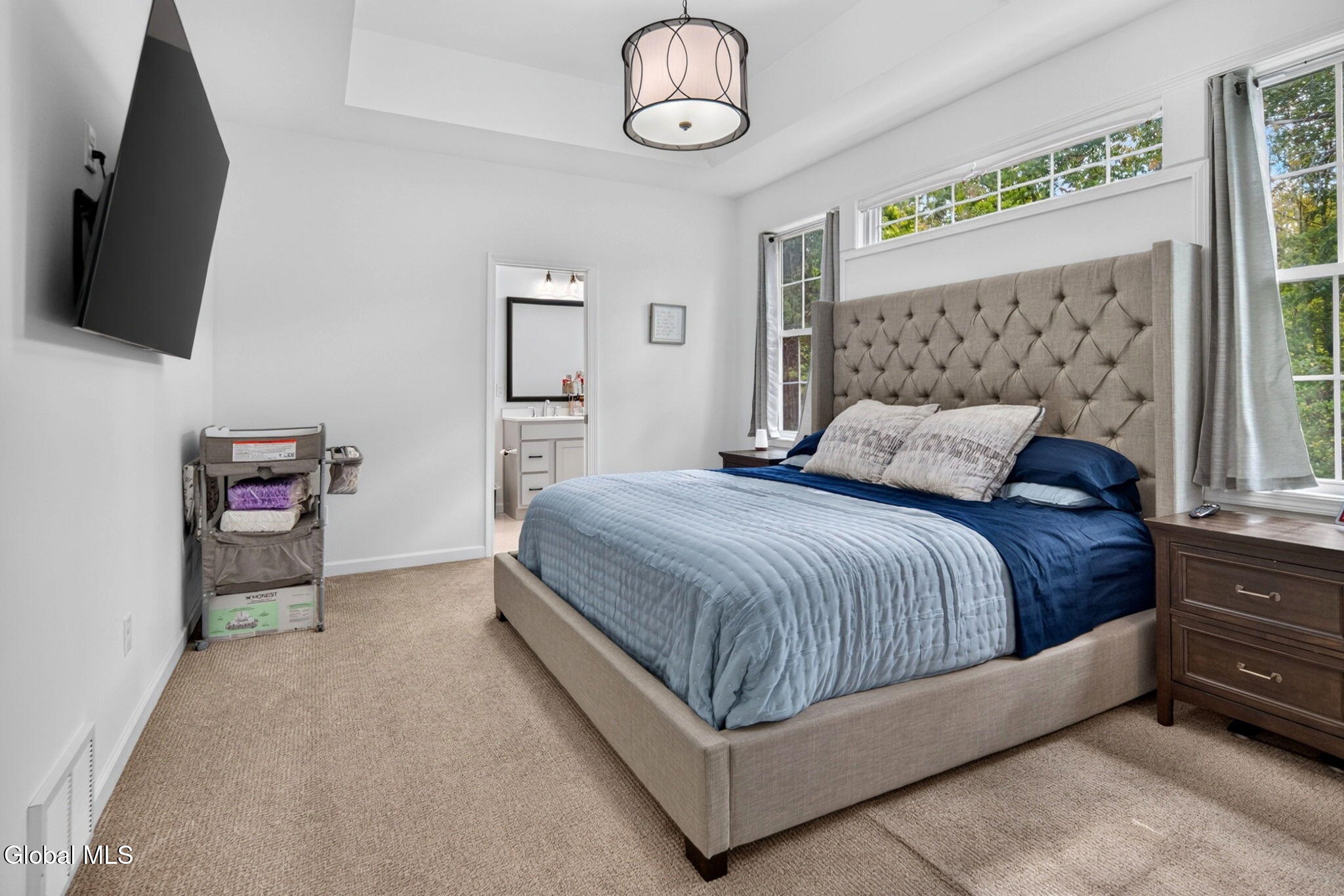 15 Stacey Way Troy NY 12180