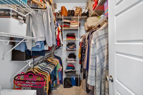 15 Stacey Way Troy NY 12180