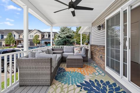 15 Stacey Way Troy NY 12180
