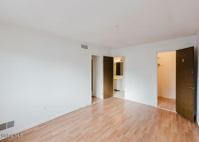 493 Eastbrooke Lane Rochester NY 14618
