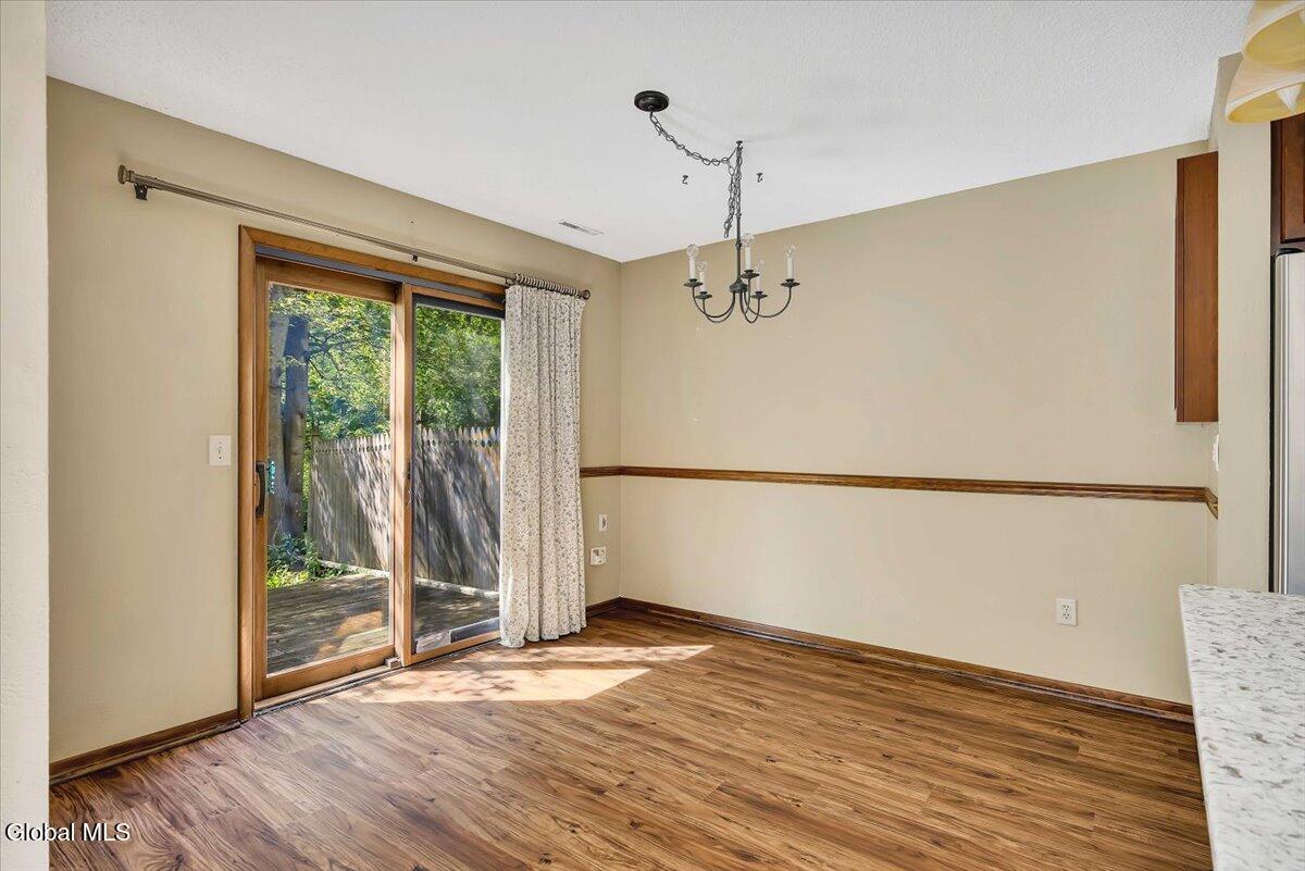 3 Generals Way Halfmoon NY 12065