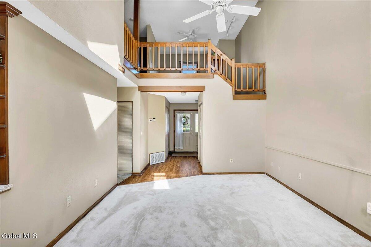 3 Generals Way Halfmoon NY 12065
