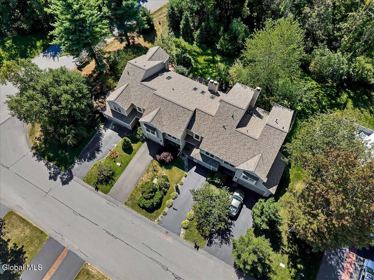 3 Generals Way Halfmoon NY 12065
