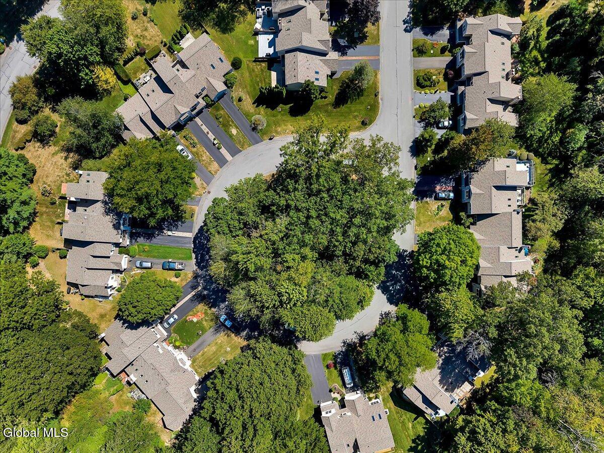 3 Generals Way Halfmoon NY 12065