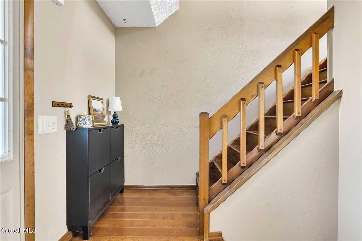 3 Generals Way Halfmoon NY 12065