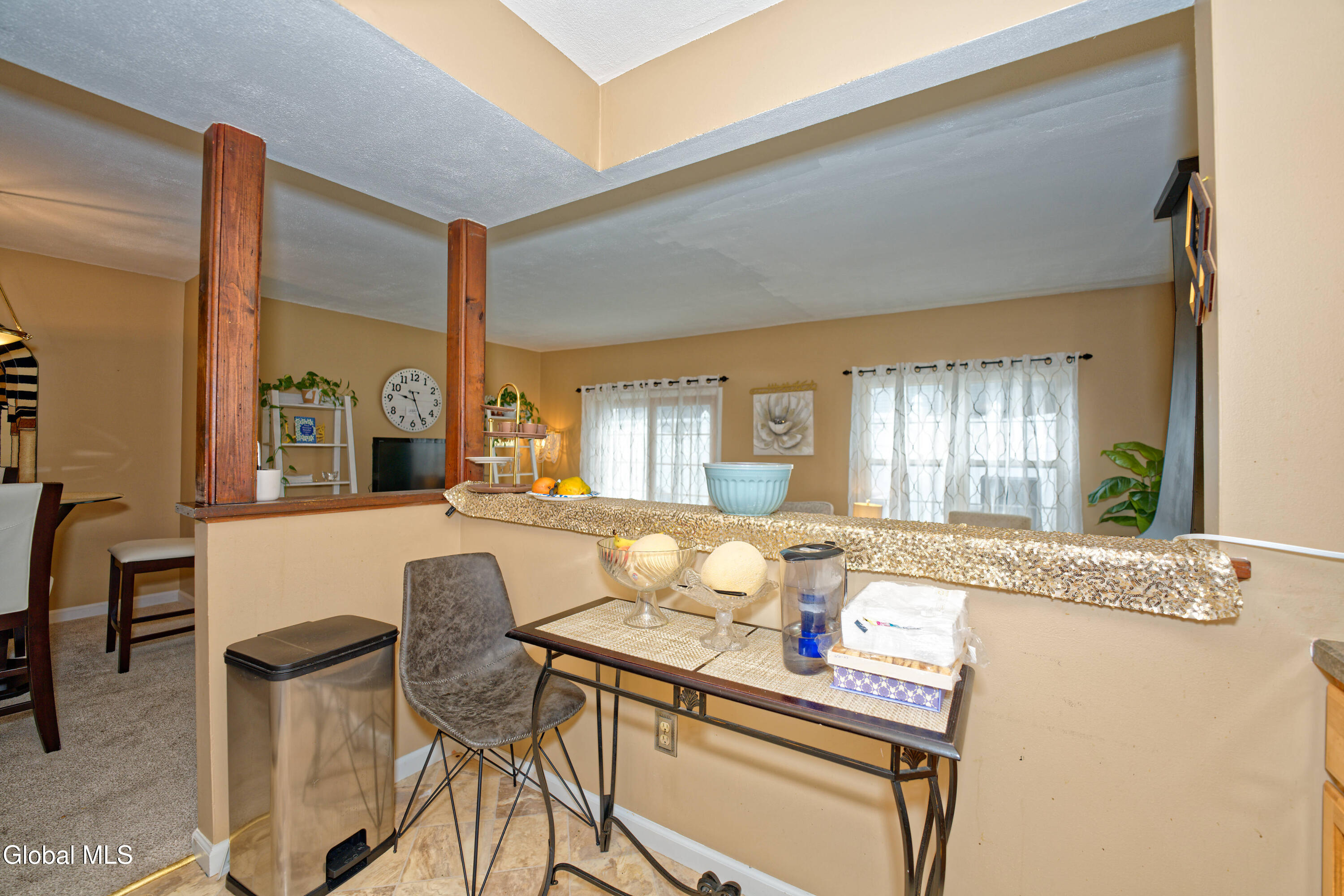 11 Fox Hollow Square Cohoes NY 12047