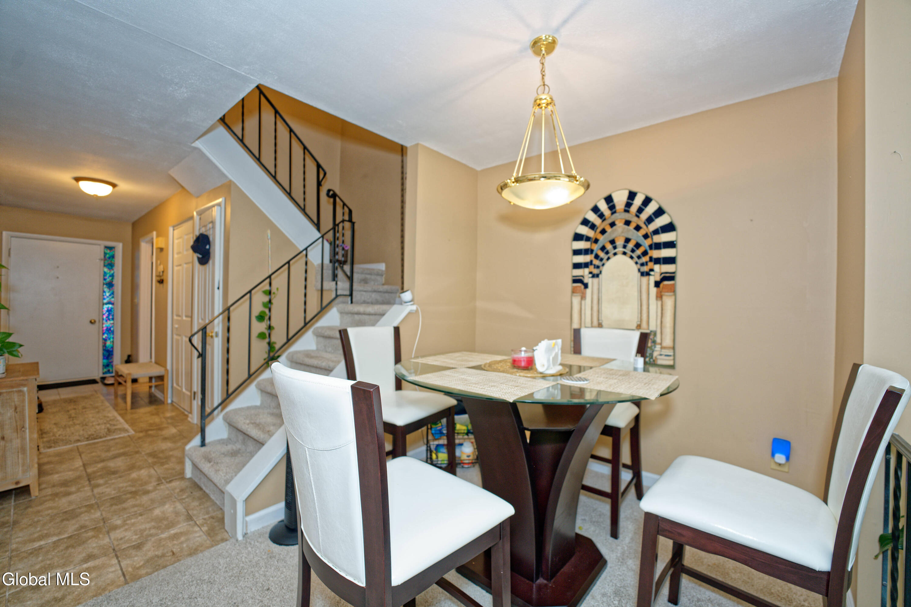 11 Fox Hollow Square Cohoes NY 12047