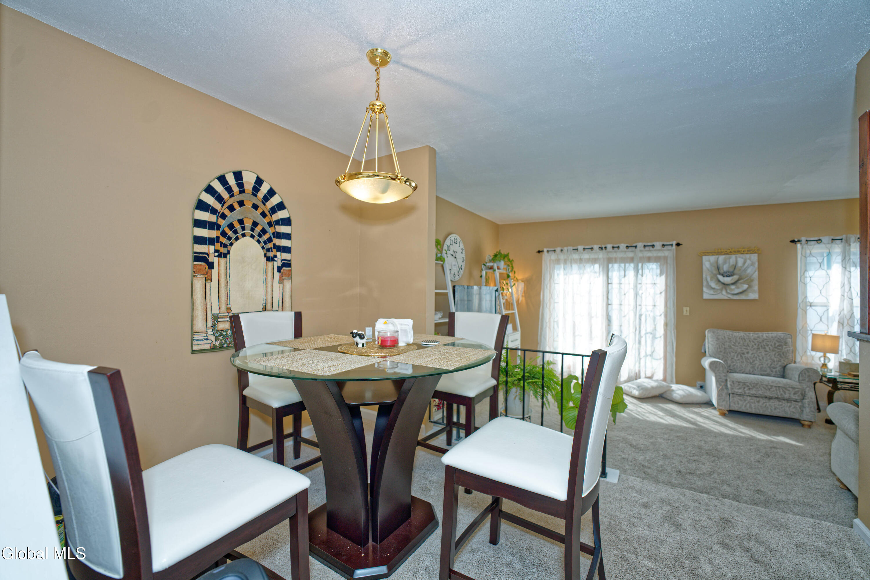11 Fox Hollow Square Cohoes NY 12047