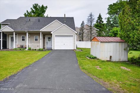 17 Diane Court Cohoes NY 12047