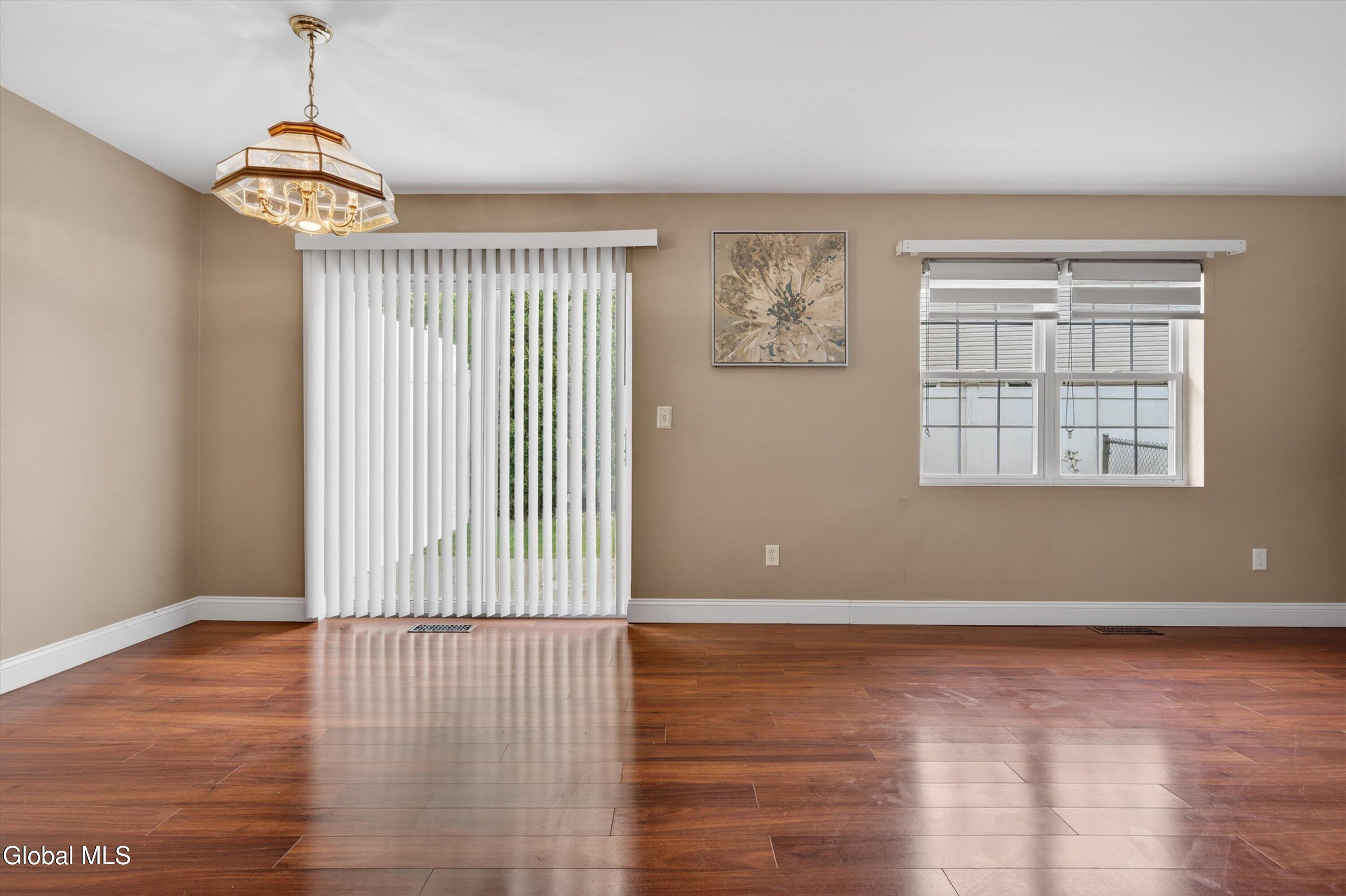17 Diane Court Cohoes NY 12047