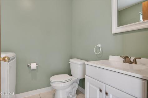 17 Diane Court Cohoes NY 12047