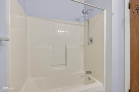 17 Diane Court Cohoes NY 12047