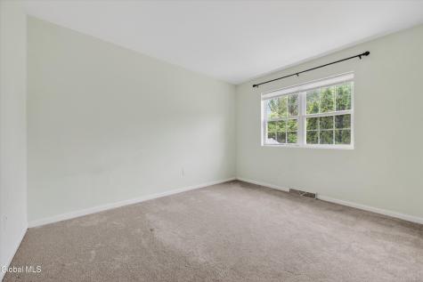 17 Diane Court Cohoes NY 12047